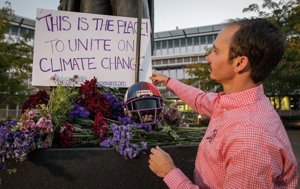 colin green decorates brigham young statue at byu